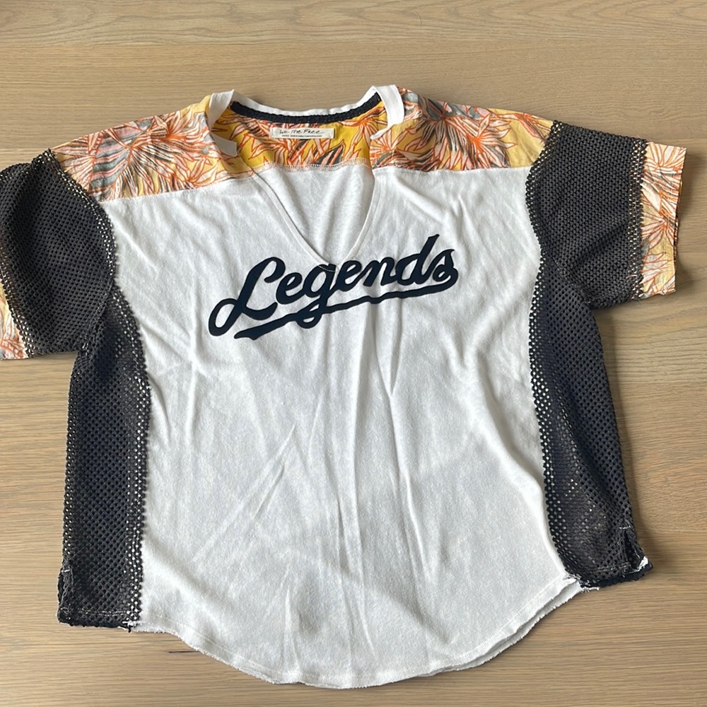 Free people like new mixed media Legends tee shirt small